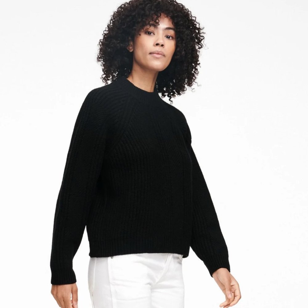 Naadam Textured Crewneck Ribbed Sweater - Black, Size M